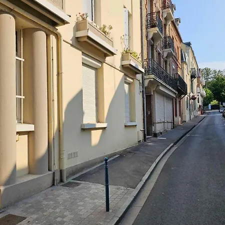 Renovated Near The Beach